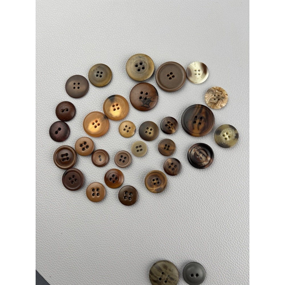 Vintage 1930s–50s Brown Casein & Catalin Button Lot • Amber Tortoise Mix 30+‎